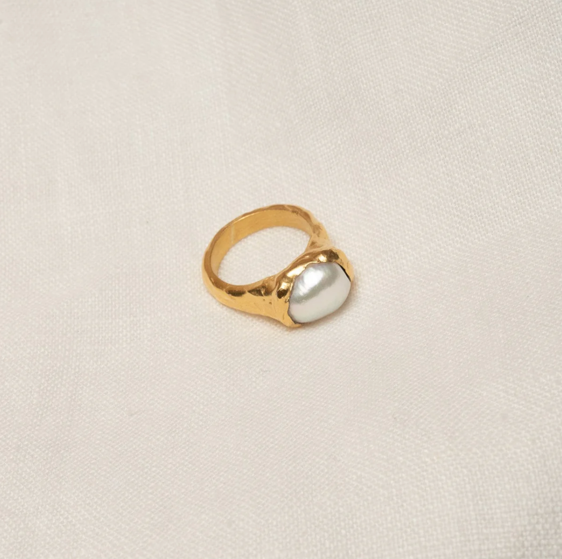 Isora Ring
