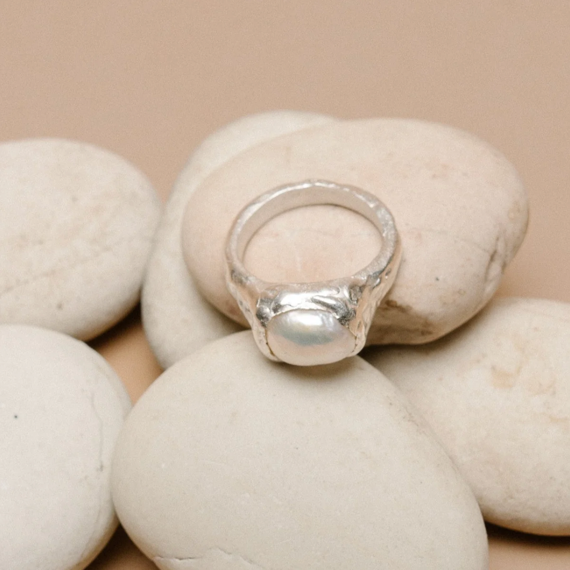 Isora Ring SL